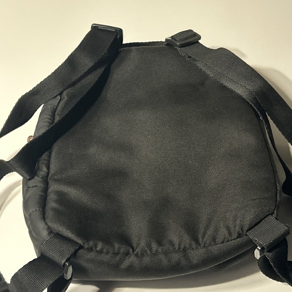 Reebok Puffer Backpack Sling Bag Black - Picture 7 of 10